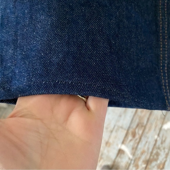 Vintage Levi’s 517 Bootcut Jeans Rigid Dark Wash Denim 90s Retro Hemmed Mens 34 - Picture 4 of 12